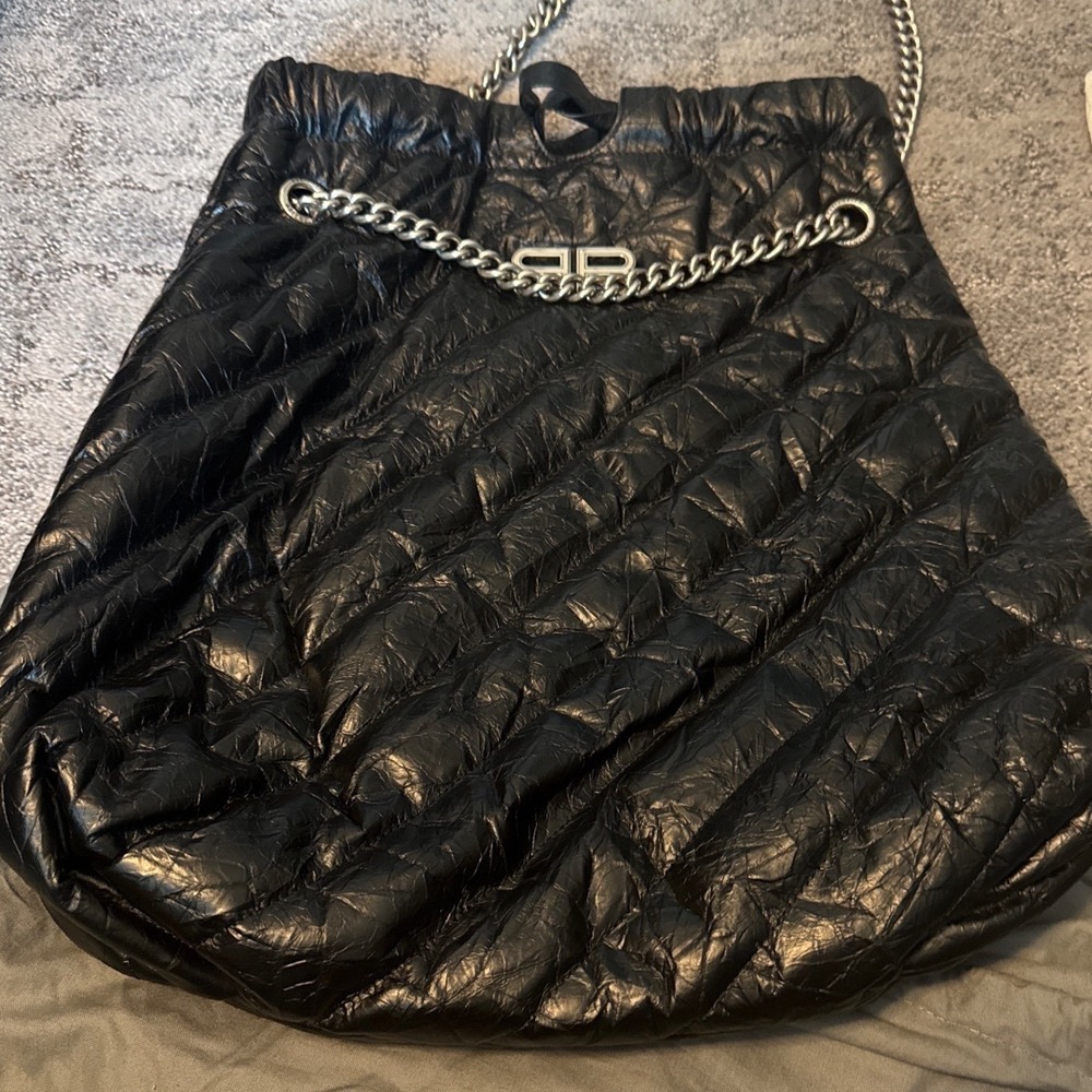 Balenciaga Crush medium Bag Black Quilted Crushed Calfskin Silver Chain